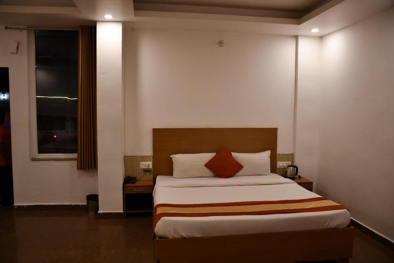 Shivansh Inn Resort Rishīkesh Exteriör bild